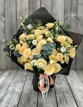 Букет цветов из:  Розы и Лизиантусы в Рагулях