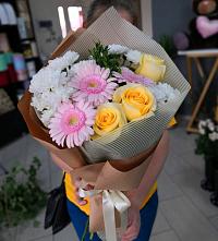 Букет цветов из:  Герберы, Розы и Хризантемы в Рагулях