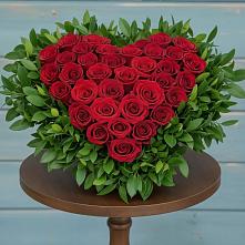 Цветочная композиция из Розы в виде сердца в Рагулях