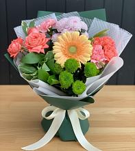 Букет цветов из:  Гвоздики, Розы, Герберы и Хризантемы #REPLACE_PRED# Рагулях