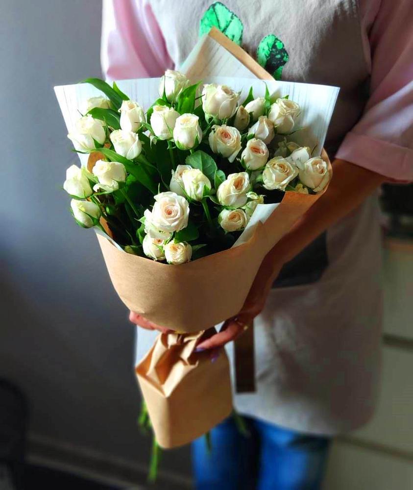 Букет цветов из: Розы в Рагулях