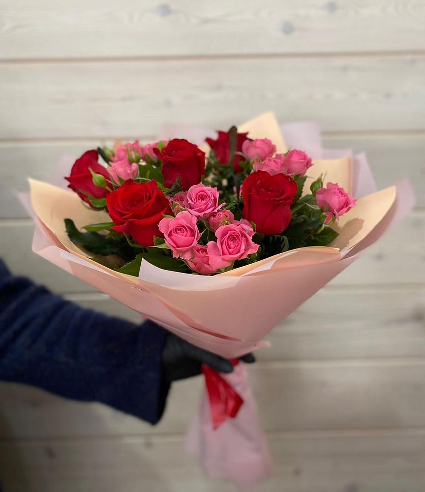 Букет цветов из: Розы в Рагулях