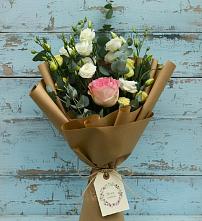 Букет цветов из:  Розы и Лизиантусы в Рагулях