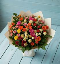 Букет Микс из разноцветных кустовых роз в Рагулях